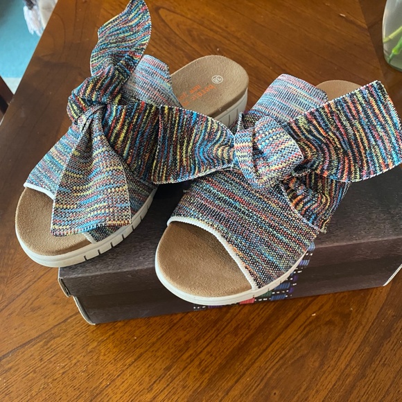 Bernie Mev Women's Freesia Slide Sandal - Rainbow - Picture 2 of 4